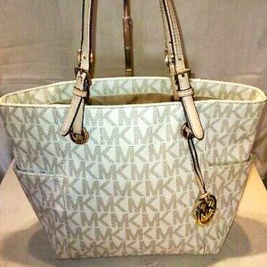 Michael Kors Signature Tote